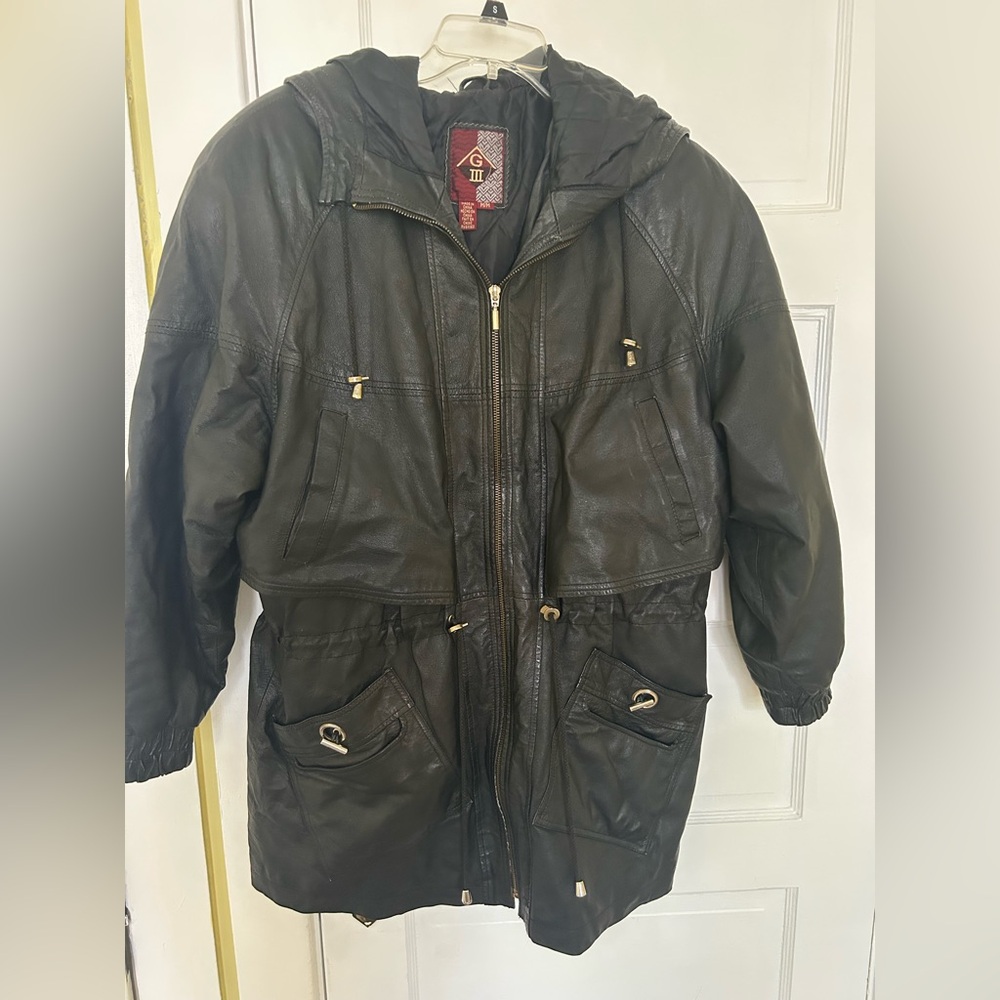 G-III Women's Black Leather Hooded Jacket Coat Size Medium Biker Jacket Vintage!